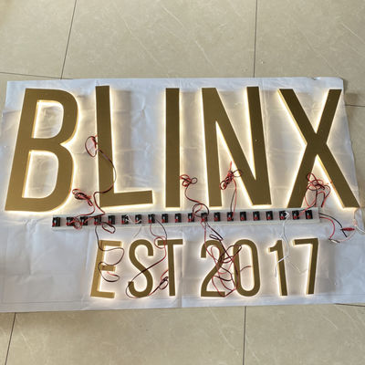 El cepillo SS del oro iluminó las letras de canal Logo Sign Highspan