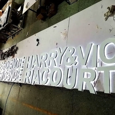 Tablero llevado acrílico retroiluminado de la muestra del resplandor de la profundidad de la muestra los 2-20cm de la letra del restaurante