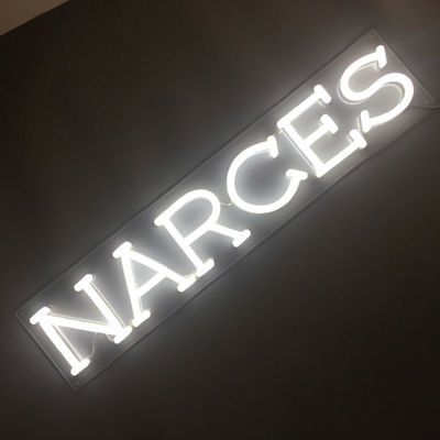 Letras traseras de acrílico claras de la señal de neón de la UL para la pared los 62cm de largo