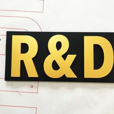 El negocio Logo Clear Plastic Letters For firma la decoración interior