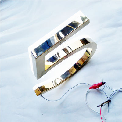 El laser de la muestra de número de casa del cepillo del oro del alto brillo cortó el CE RoHS