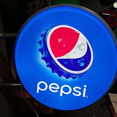 El vacío ULTRAVIOLETA anti al aire libre que formaba el doble de Thermoforming de la señalización de la caja de luz echó a un lado