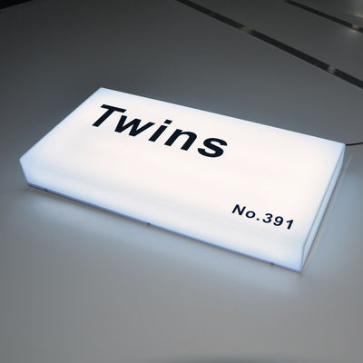 El cuadrado llevó el CE de acrílico ROHS de la muestra de Lightbox