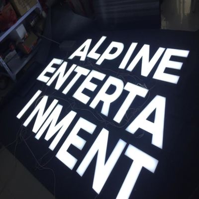 3d de encargo llevó el electrochapado de Logo Storefront Sign Stainless Steel