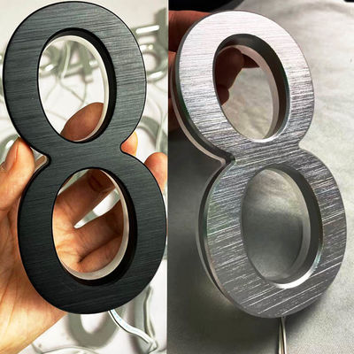 El negro retroiluminado de acrílico de la muestra de la letra de la publicidad 3D pintó el grueso del 12cm