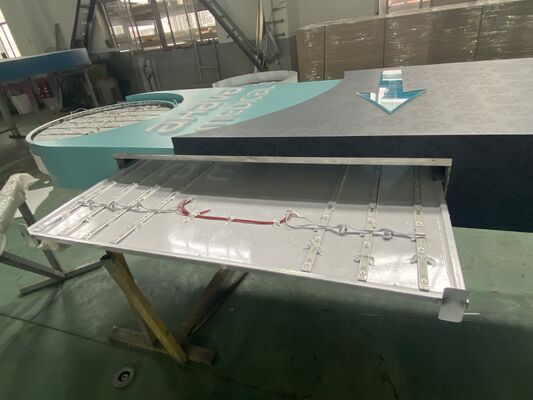 Productos de señalización de edificios personalizados diseñados para combinar la estética de la durabilidad y la funcionalidad para una señalización exterior efectiva