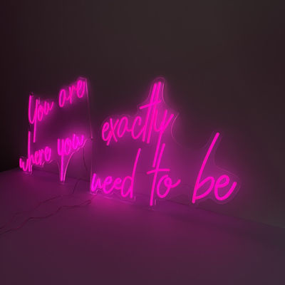 HIGHSPAN personalizó las letras de canal de neón 3d con el tablero de acrílico