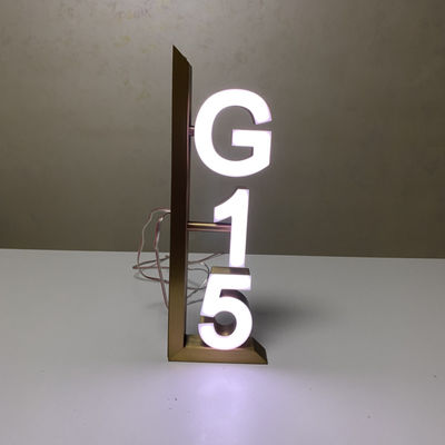 Encendido 304 muestras de acero inoxidables de la dirección del metal de las letras pulió cepillado